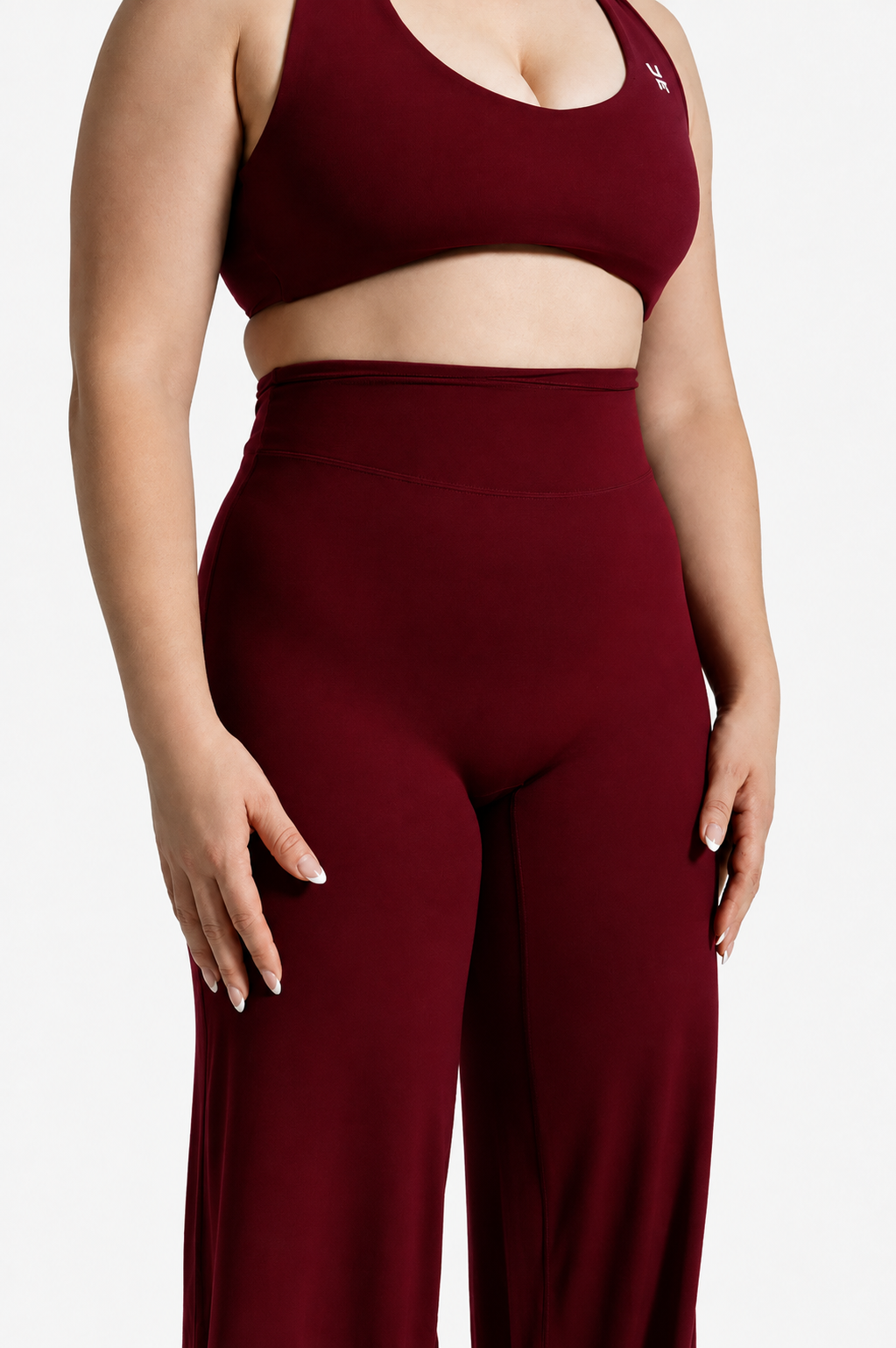 Her Movement Straight Leg Pants