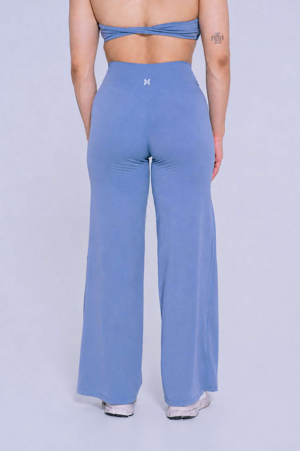 Her Movement Straight Leg Pants