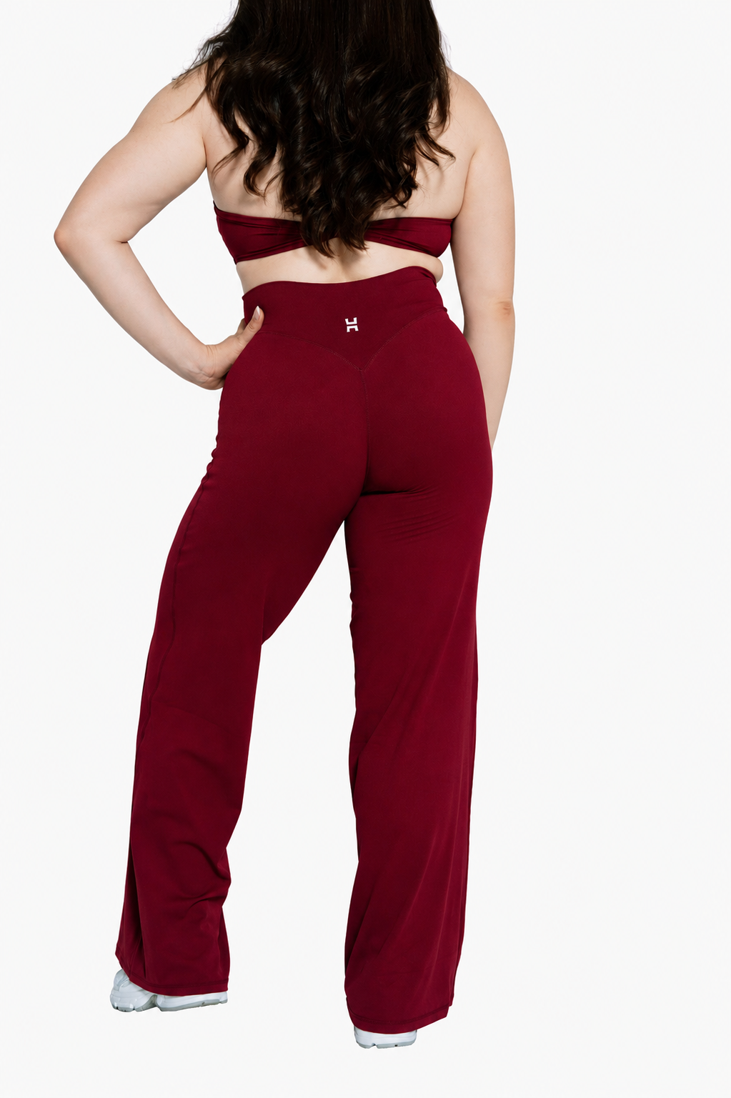 Her Movement Straight Leg Pants
