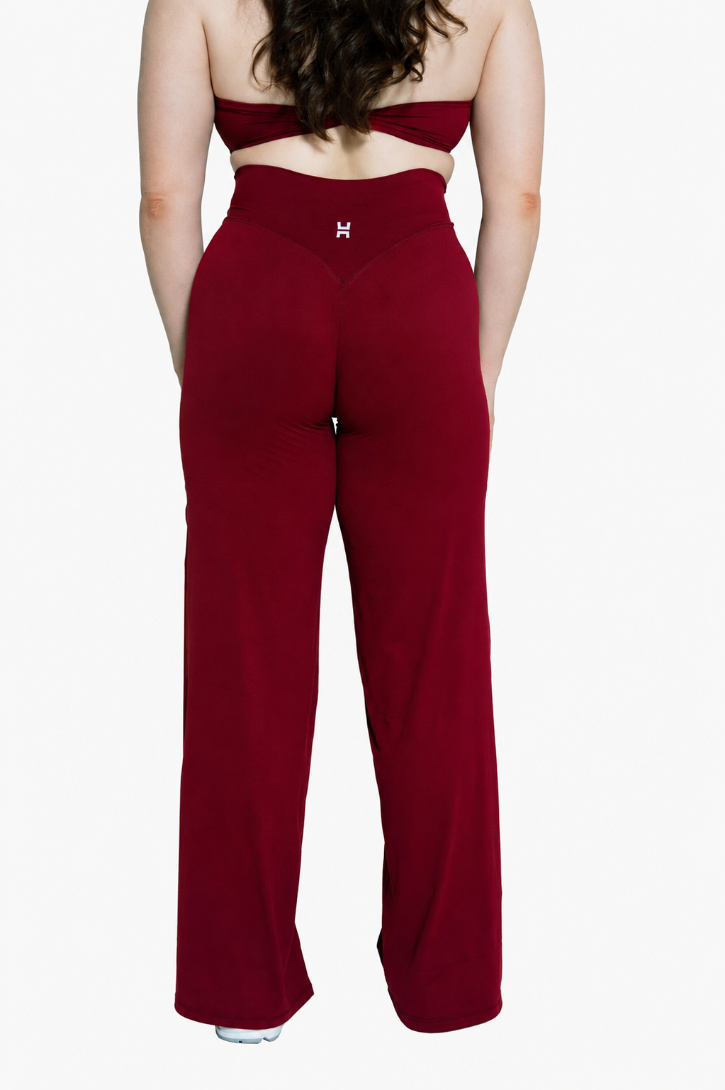 Her Movement Straight Leg Pants